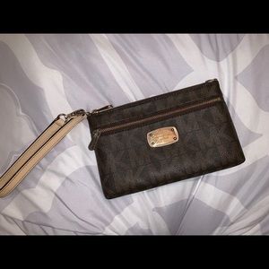 Michael Kors wristlet